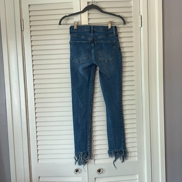 Free People We the Free Great Heights distressed frayed jeans 24 - Picture 3 of 9